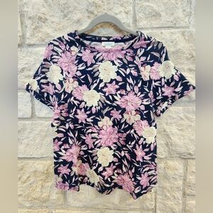 Brand New- Sundance Pink, Cream & Navy Floral Short Sleeve Top!!🌺🍦